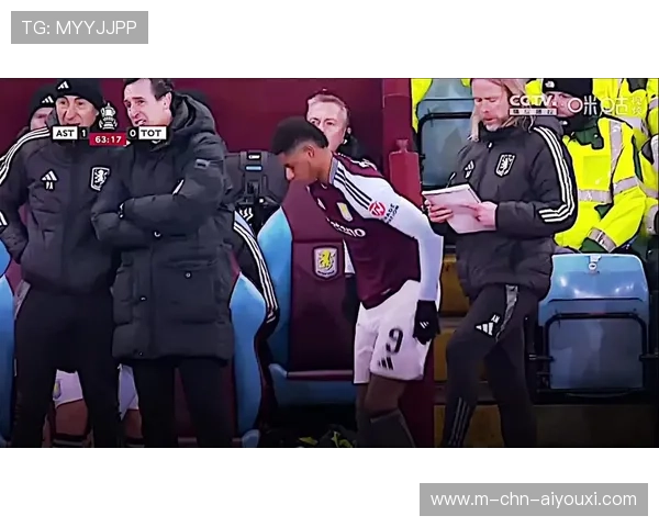 拉什福德任意球掠过人墙直入网窝 拉什福德任意球掠过人墙直入网窝