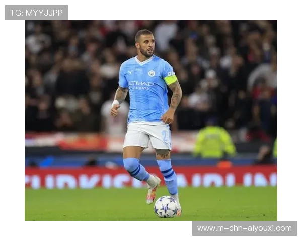 曼城弱侧推进顺畅，沃克的速度完全释放